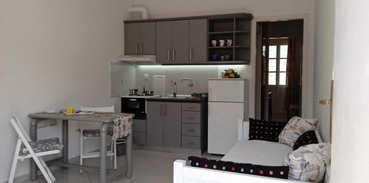 Andros Lighthouse Apartments Mesaria  Luaran gambar